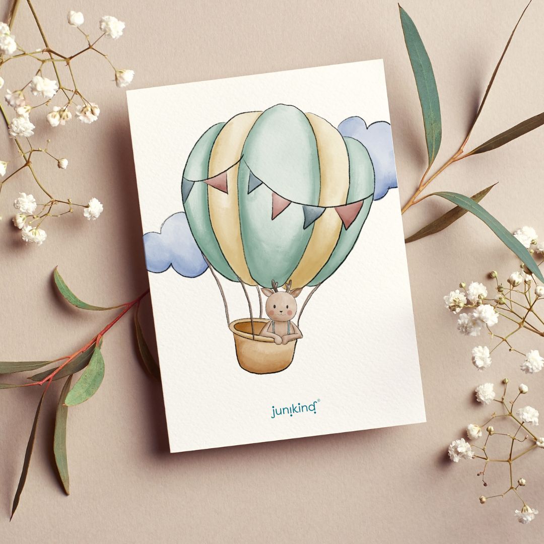 junikind Postkarte mit Reh Kalle in Heißlufballon